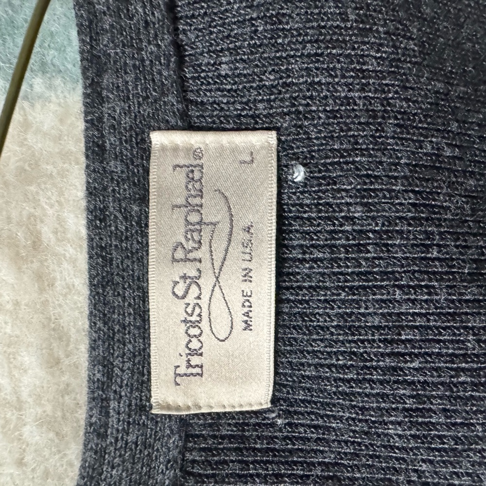 Tricots St. Raphael Gray Sweater